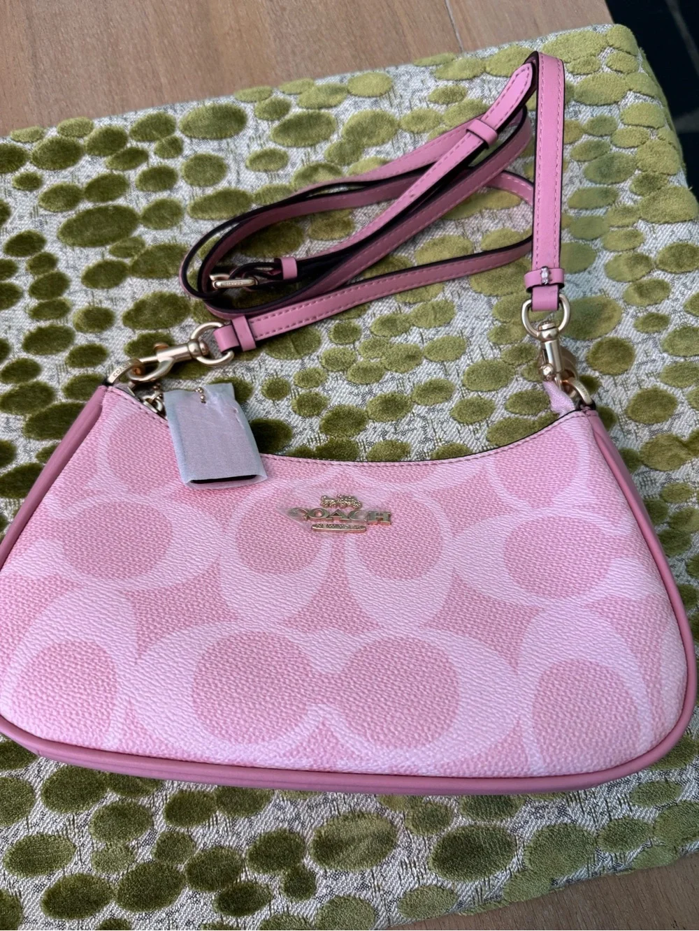NEW Coach Pink Signature Canvas Shoulder Crossbody Bag with Gold Hardware
